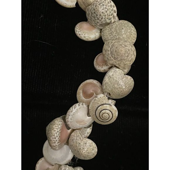 Hawaiian Puka shell necklace 40” - Picture 2 of 6